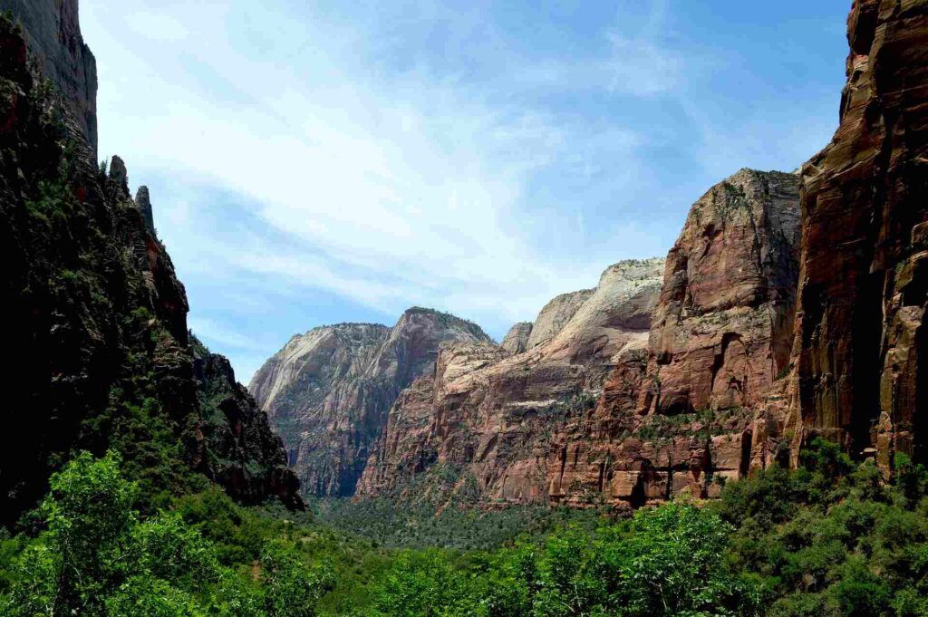 where to fly into for zion national park